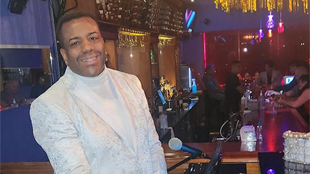 Kenny Allan Smith: Kenny’s Turn in Cabaret