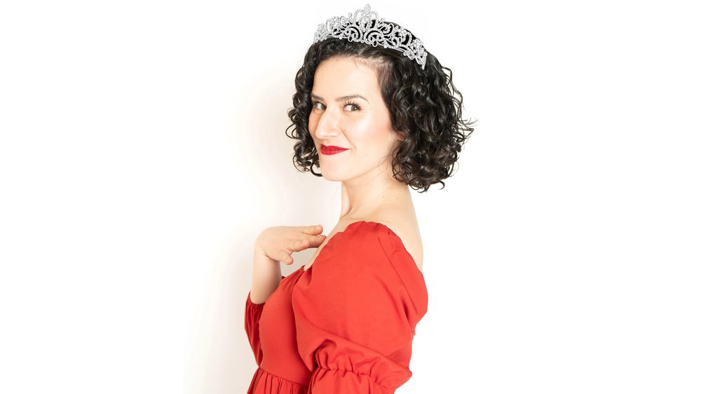 Victoria Elena: Confessions Of A Professional Princess in Cabaret