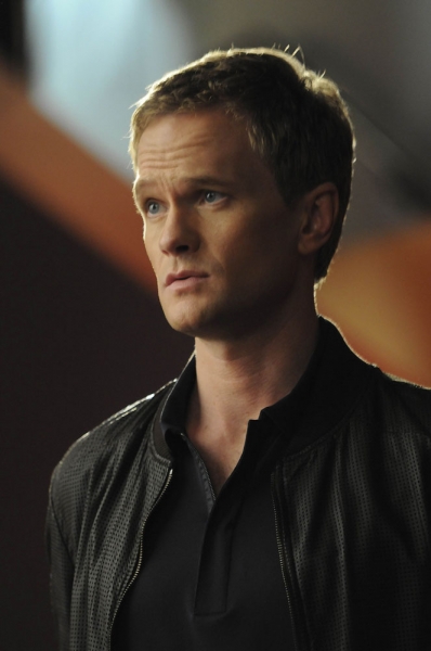 Photo Flash: Neil Patrick Harris on GLEE! Image
