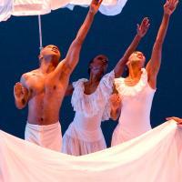 Alvin Ailey American Dance Theater Announces Their Holiday Performances Video