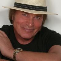 Engelbert Humperdinck Comes To The The Orleans Showroom  Video