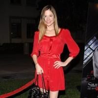STUCK Premieres 6/3 At Center Stage, Stars Sorvino, MacIvor, Brookes Video