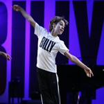 Photo Coverage: Preview Performance of 'Billy Elliot' Video