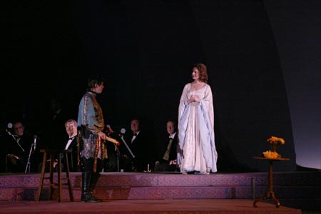 Photo Coverage: CAMELOT at the Hollywood Bowl - Act I Image
