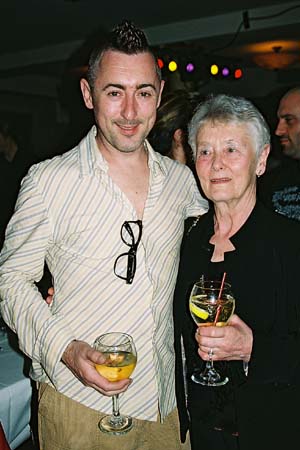 Photo Coverage: Cumming's Portrait at Tony's DiNapoli Image