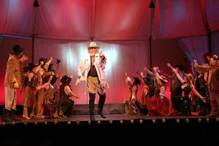 Photo Flash: Annie Get Your Gun at Foothill Image