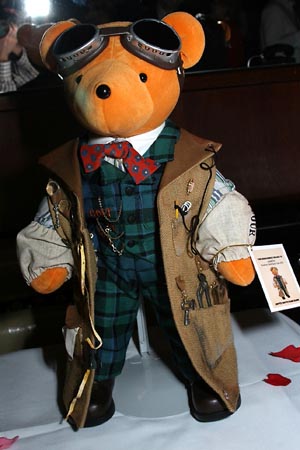 Photo Coverage: Broadway Bears Reception and Auction Image