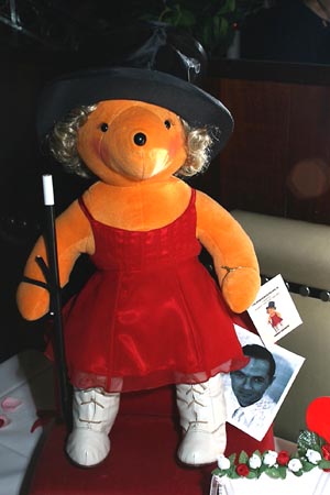 Photo Coverage: Broadway Bears Reception and Auction Image