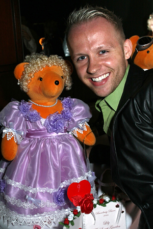 Photo Coverage: Broadway Bears Reception and Auction Image