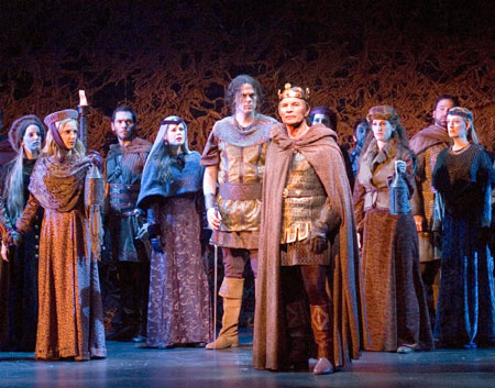 Photo Flash: Camelot Tour with York, York and Barbour Image