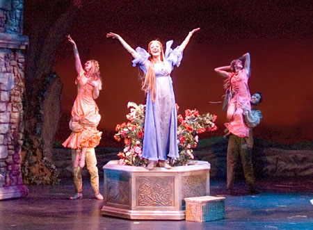 Photo Flash: Camelot Tour with York, York and Barbour Image