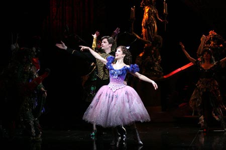 Photo Flash: The Phantom of the Opera Nears Record Performance 
