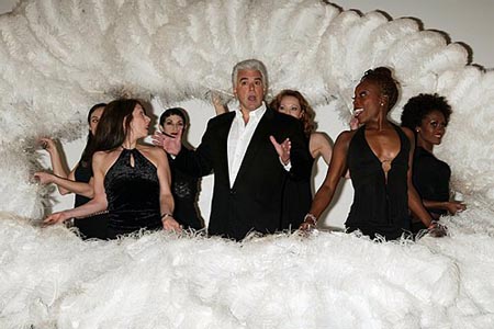 Photo Coverage: John O'Hurley and Robin Givens Prepare for Bway Debuts in Chicago Image