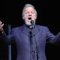 Photo Coverage: Colm Wilkinson in 'Broadway & Beyond' at Town Hall Video