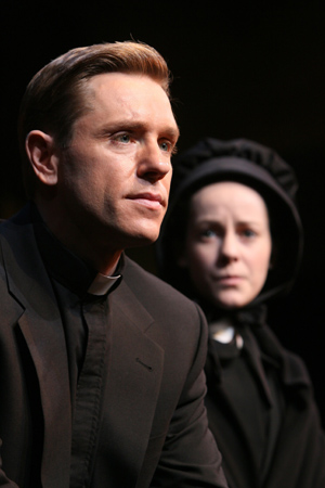 Photo Flash: Ron Eldard, Eileen Atkins and Jena Malone in Doubt Image