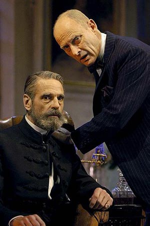 Photo Coverage: Jeremy Irons on the West End in Embers Image