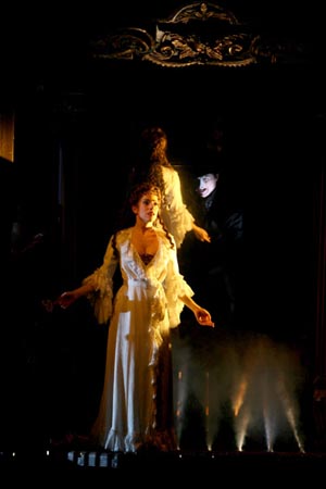 Photo Flash: The Phantom of the Opera Nears Record Performance Image