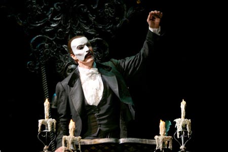 Photo Flash: The Phantom of the Opera Nears Record Performance Image