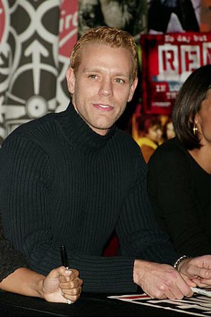 Photo Coverage: Rent Film Cast Attends Soundtrack Signing Image