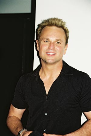 Photo Flash: Sam Harris Performs at Joe's Pub Tonight, March 27 Image