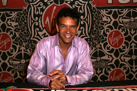 Photo Coverage: Brian Stokes Mitchell CD Signing  Image