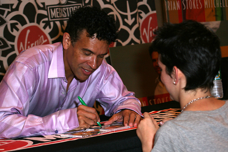 Photo Coverage: Brian Stokes Mitchell CD Signing  Image