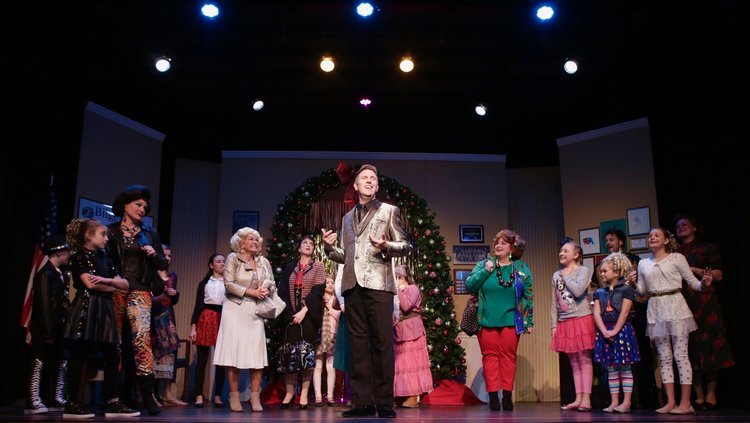 Review: GLITZ! THE LITTLE MISS CHRISTMAS PAGEANT MUSICAL at Pantochino Productions 