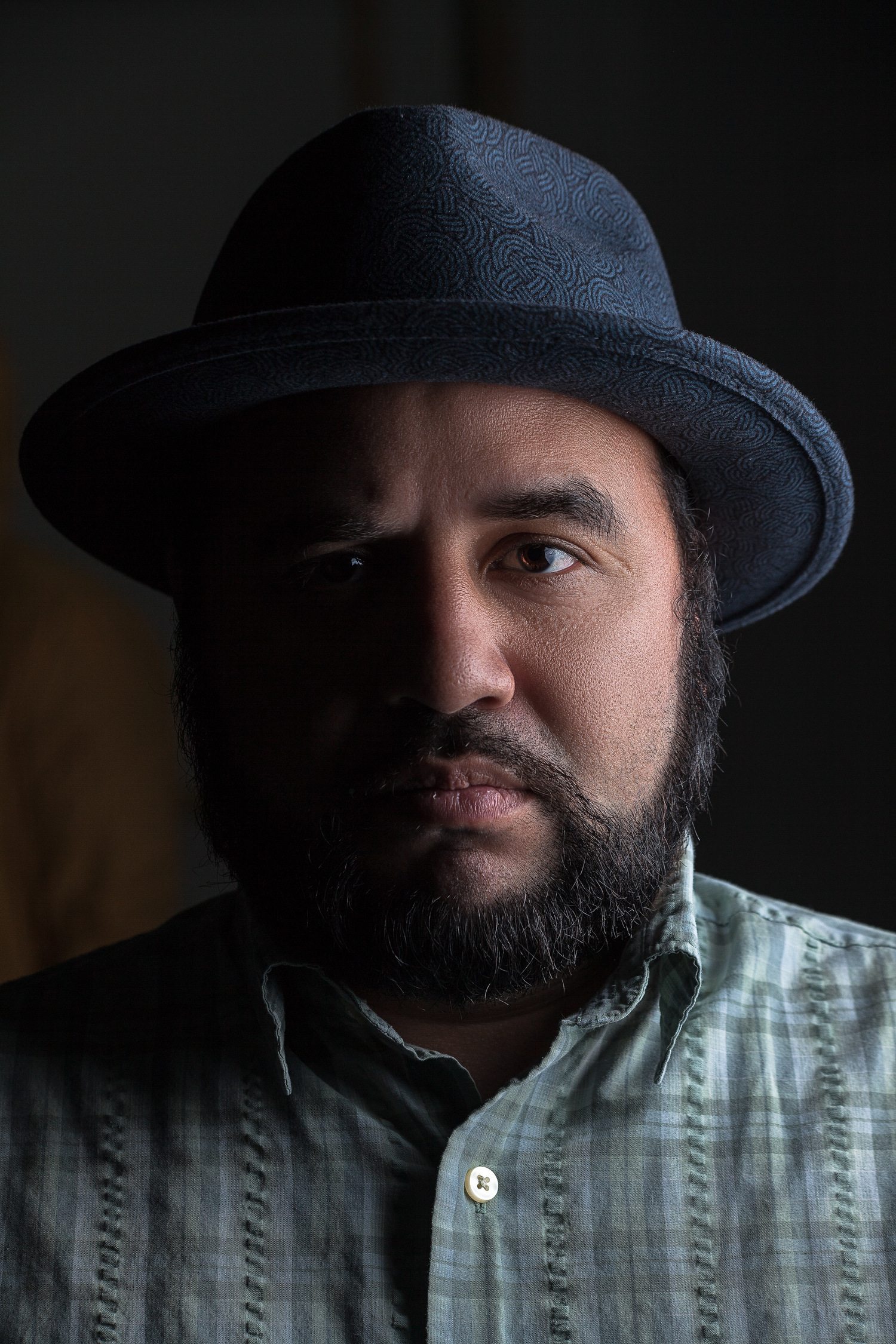 Interview: Arturo Wong of ¿ QUE PASÓ ANOCHE? at Teatro La Estación Image