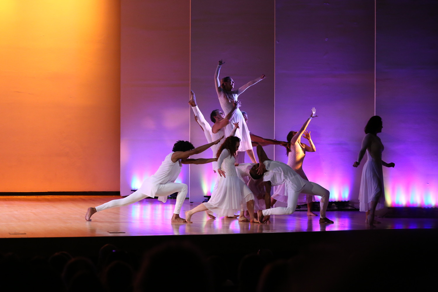 Review: KESHET CHAIM DANCE ENSEMBLE    INTERPRETING THE RAINBOW OF LIFE, LOVE AND OPTIMISM THRU DANCE at Gindi Auditorium Image