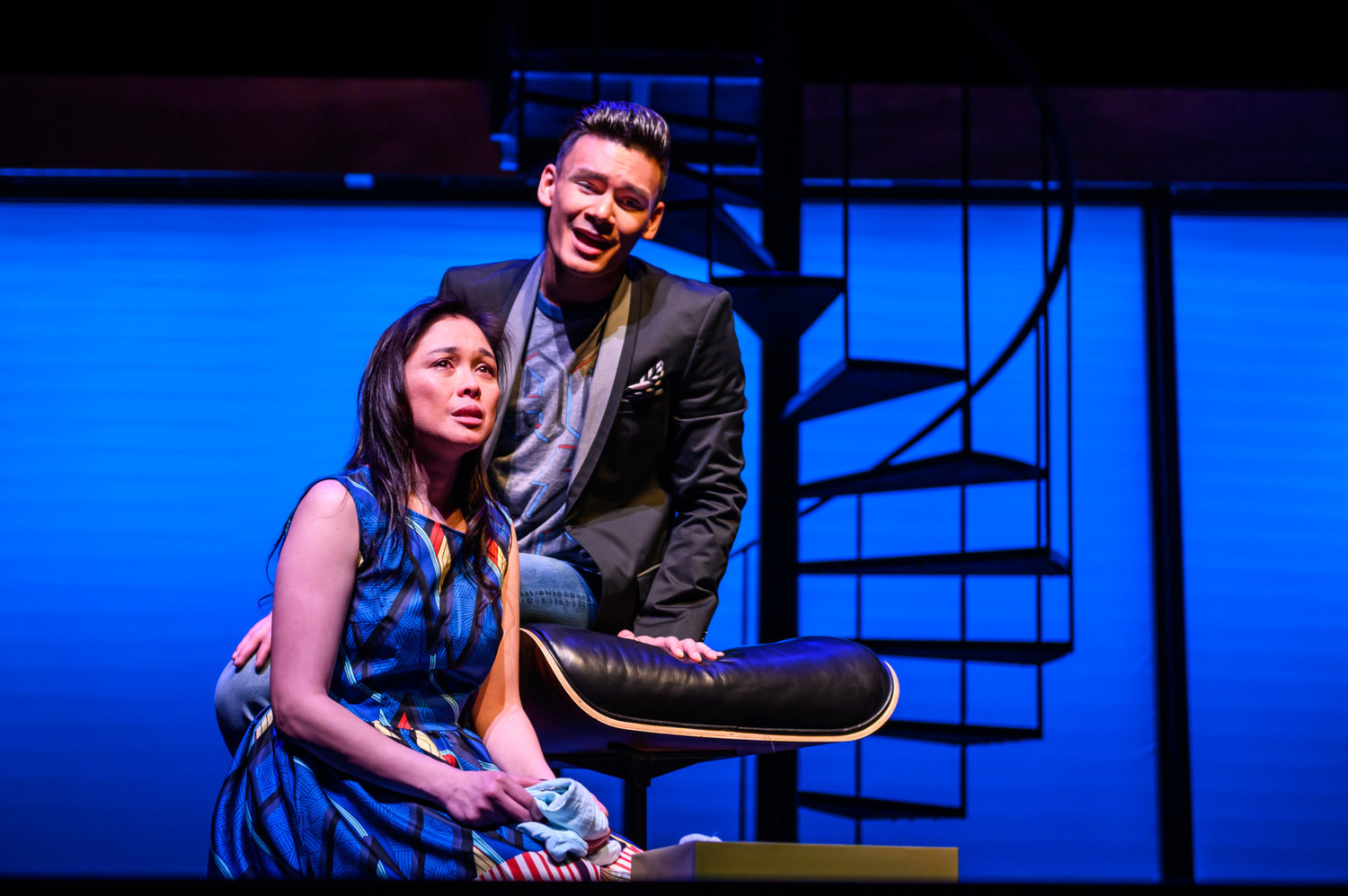 Review: NEXT TO NORMAL Needs to Find its Rhythm Image
