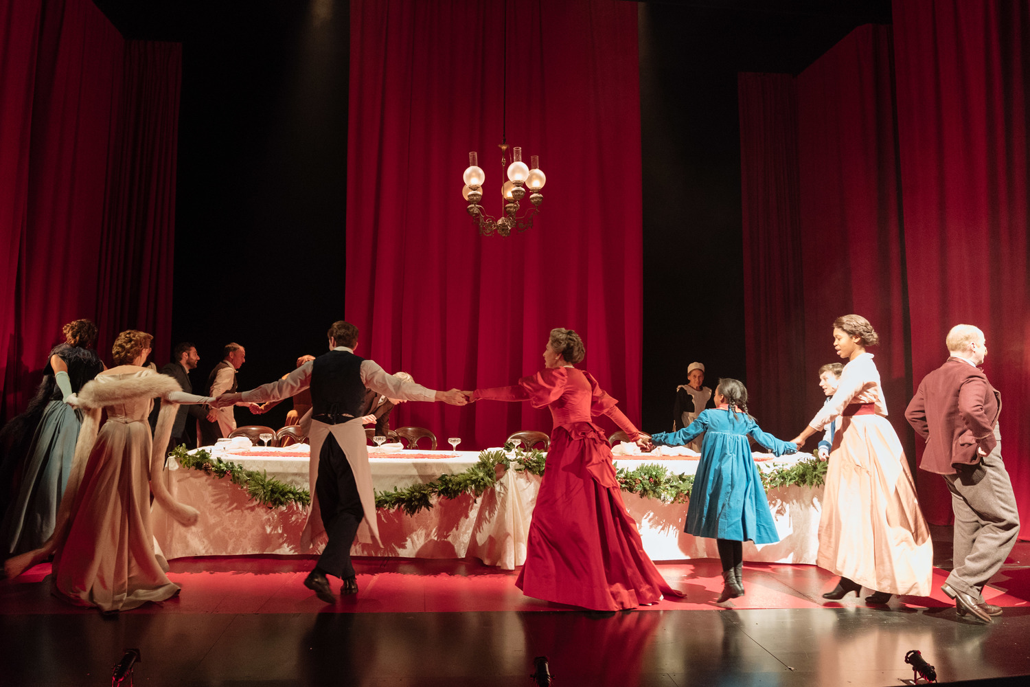 Review: FANNY AND ALEXANDER, Old Vic  Image