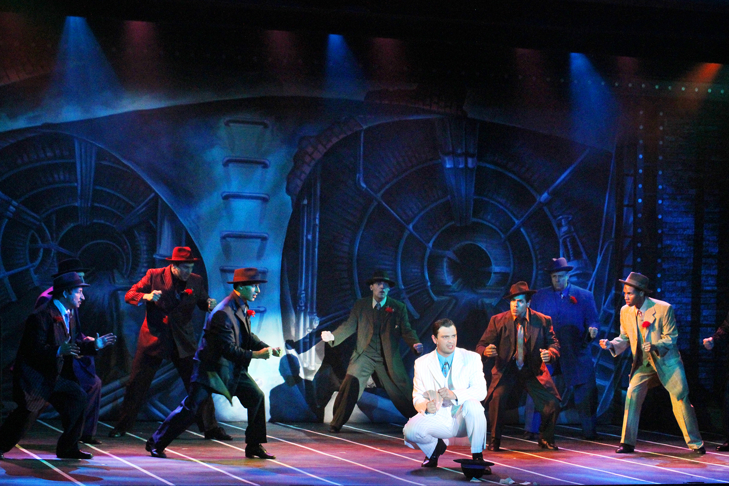 Review: GUYS AND DOLLS at Broadway Palm is Lively and Light! Image