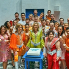 MAMMA MIA! Celebrates its 19th Birthday With a New Booking Period And New Cast