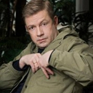 Bjarte Tjøstheim debuterer med personleg soloframsyning