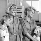 Wake Up With BWW 5/14: Hannah Corneau Joins WICKED, and More! Image