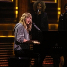 VIDEO: Taylor Swift Debuts New Song 'New Year's Day' on TONIGHT SHOW Photo
