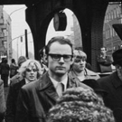 Leander Hausmann Inszeniert HAUSMANNS STAATSSICHERHEISTHEATER Als Uraufführung An Der