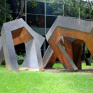 Formas Caprichosas Y Futuristas Reciben A Los Visitantes Del Jardín Escultórico Del Photo