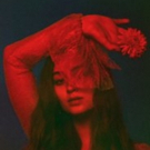 Jasmine Thompson Releases New EP COLOUR, Video For SOME PEOPLE Video