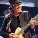 BWW Review: Santana Brings Down House of Blues with Electrifying Performance Video