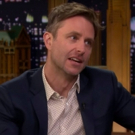 VIDEO: Chris Hardwick Photobombed Ron Howard