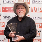 Country Music Singer-Songwriter Max T. Barnes Wins International Artist of the Year A Video