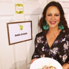 Watch: Sara Evans Spreads Holiday Cheer on THE CHEW Photo