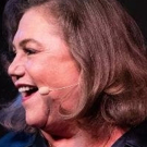 BWW Review: Kathleen Turner Harnesses Her Power in FINDING MY VOICE at Cafe Carlyle Photo