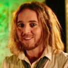 VIDEO: Tim Minchin Releases New Song '15 Minutes'