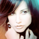 Gina Gershon Makes Her Cafe Carlyle Debut