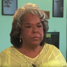 TOUCHED BY AN ANGEL Star and Singer Della Reese Dies at 86 Photo