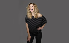 Lara Fabian Announces CAMOUFLAGE World Tour Image