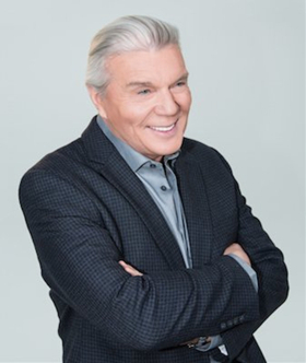 Legendary Game Show Host John Davidson To Host Game Show Network's SATURDAY NIGHT CLASSICS Image