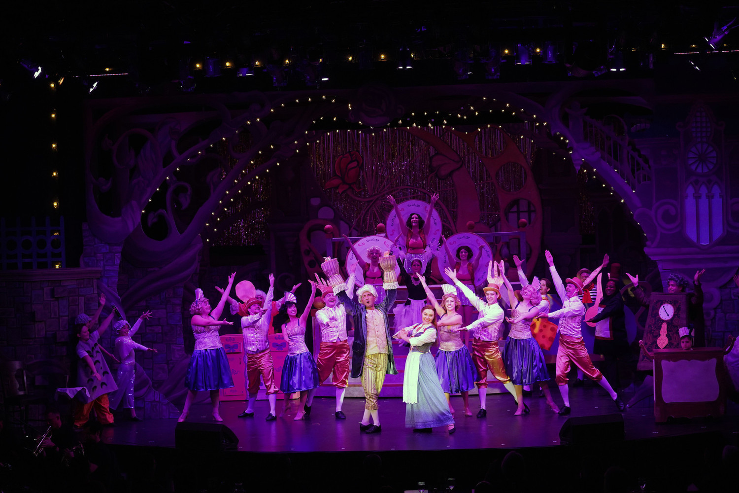Review: BEAUTY AND THE BEAST at Riverside Center For The Performing Arts Image